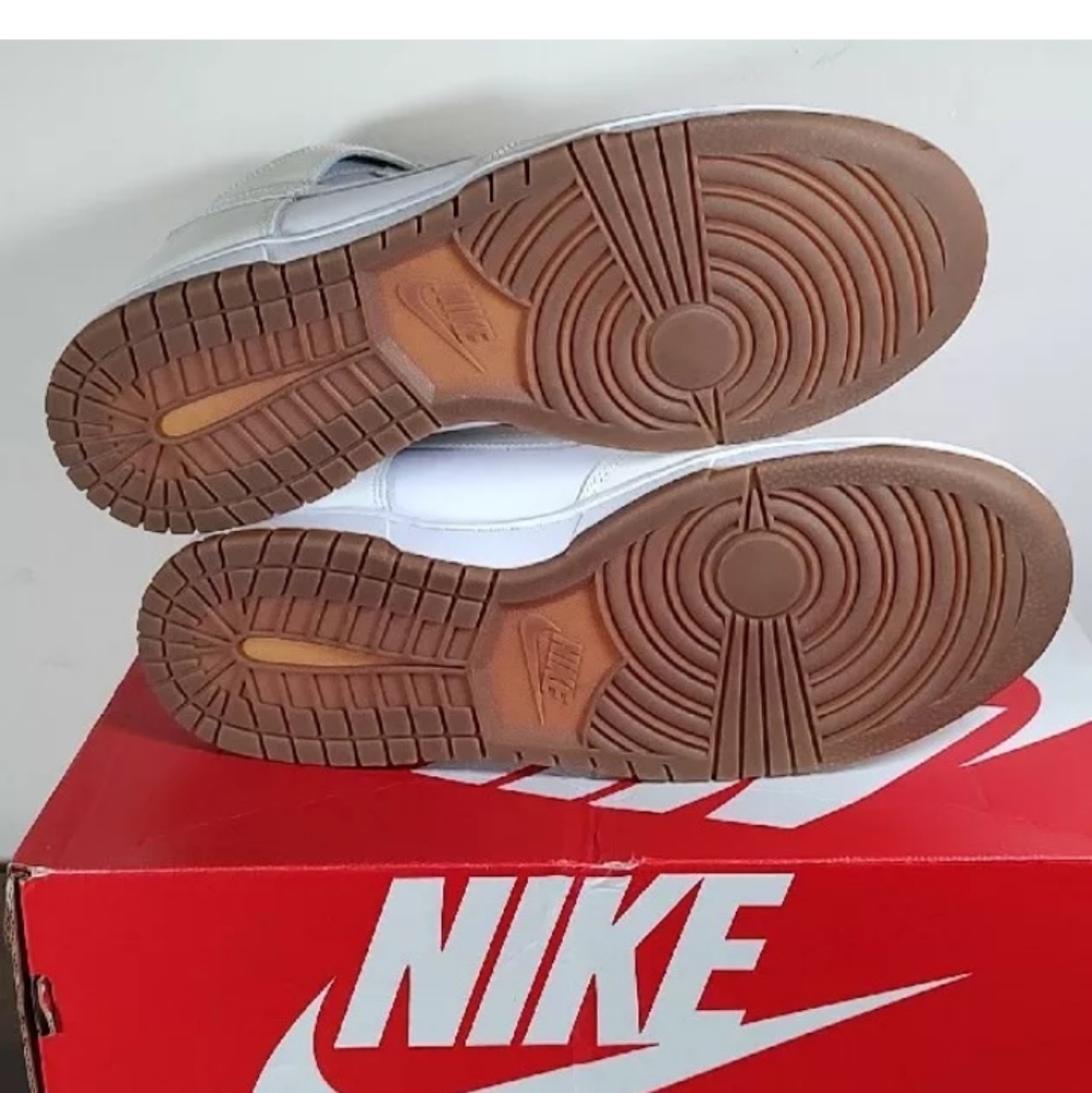 Nike Dunk High Shoes White Sail Gum DD1869-109 Womens Size 11 (Mens 9.5) VNDS - Picture 5 of 9